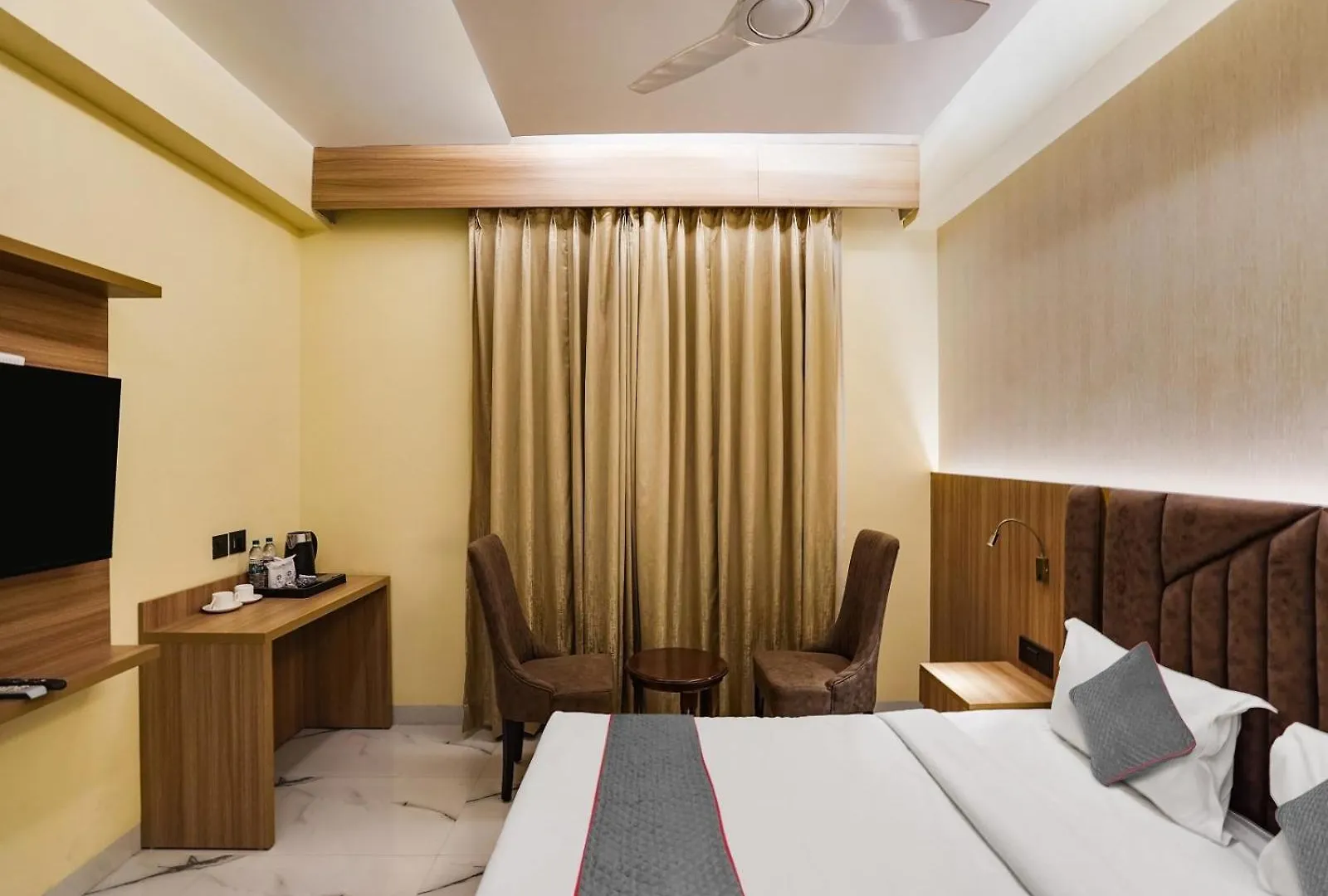Hotel King Plaza Near Delhi Airport New Delhi