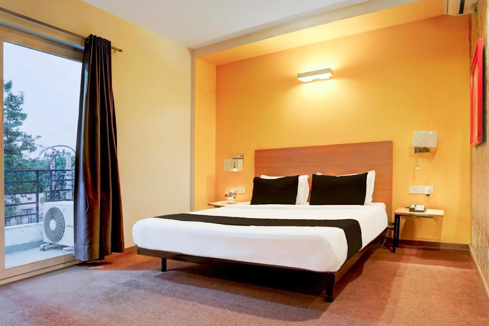 Hotel King Plaza Near Delhi Airport New Delhi