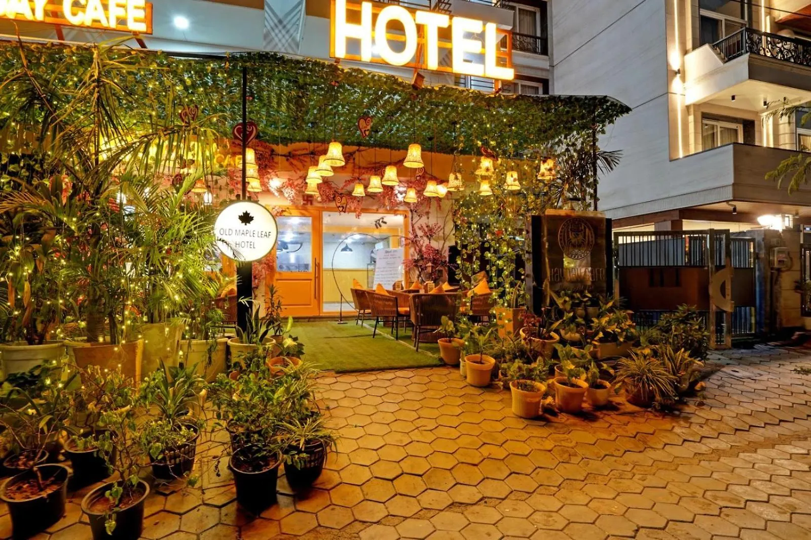 Hotel King Plaza Near Delhi Airport New Delhi